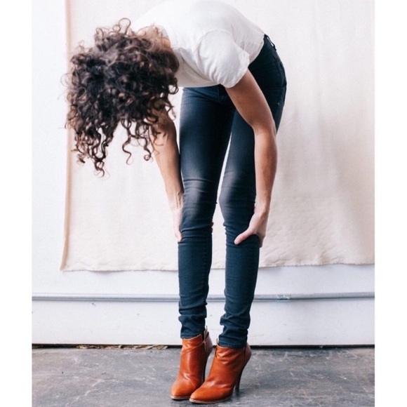 imogene + willie Denim - Imogene + Willie Imogene Slim Dark Wash Jeans